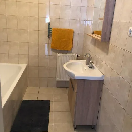 Alina Apartmanok Hajduszoboszlo Exterior photo
